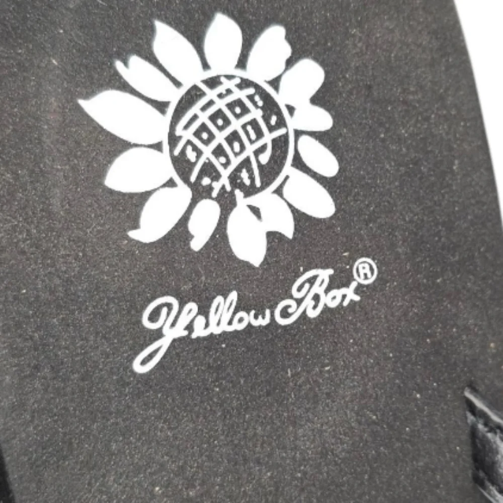 Yellow Box Black Rhinestone‎ Embellished Flip Flops Sandals Size 10 - Picture 5 of 6